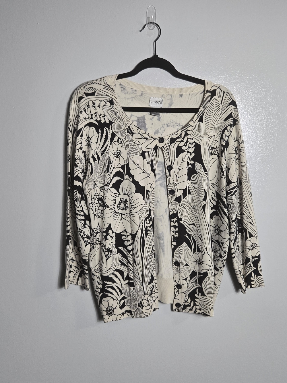 Chicos Cream Black Silk Blend Tropical Floral Palm Knit Cardigan Sweater Size 2